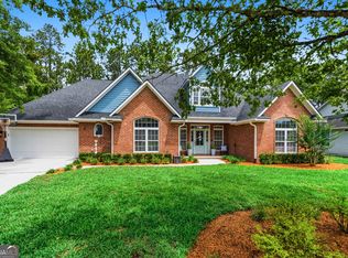 104 Fairway Dr, Kingsland, GA 31548