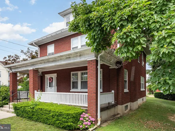 523 3rd St, New Cumberland, PA 17070