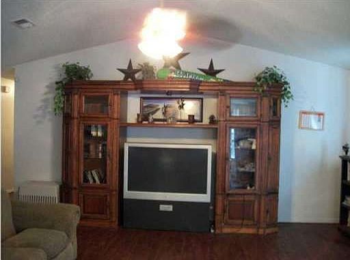2nd image of 4504 Bridgewater Dr