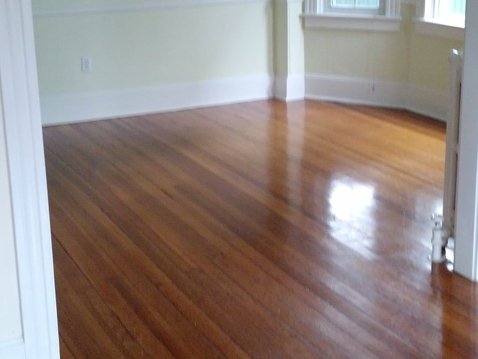2nd image of 11 Bayside Ave