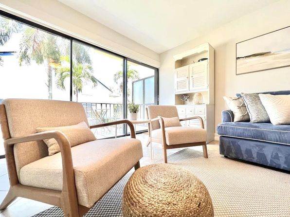 911 Huron Ct APT 8, Marco Island, FL 34145 – 2-bedroom rental in Marco Island