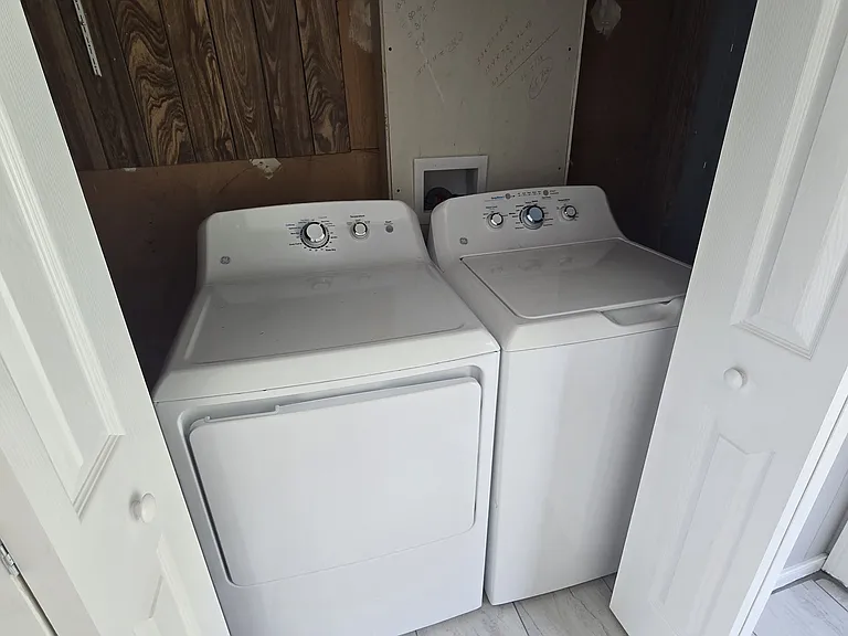 3445 Francis St — Photo 9
