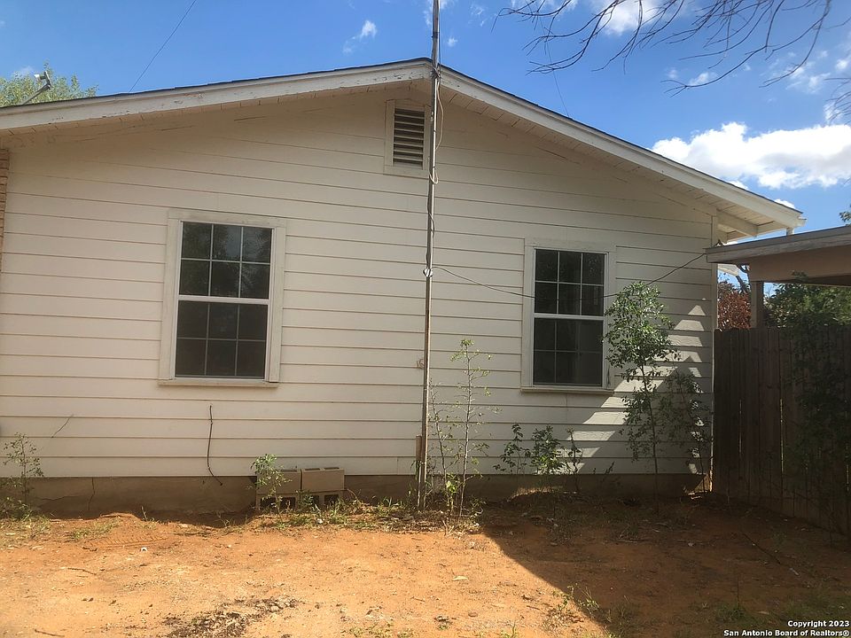 2nd image of 504 E FLORIDA