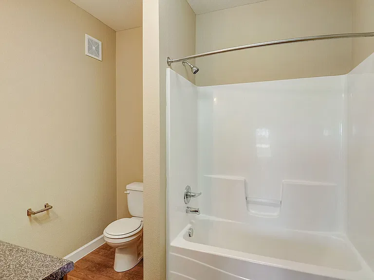 Heights at Delaware Ridge — Photo 34