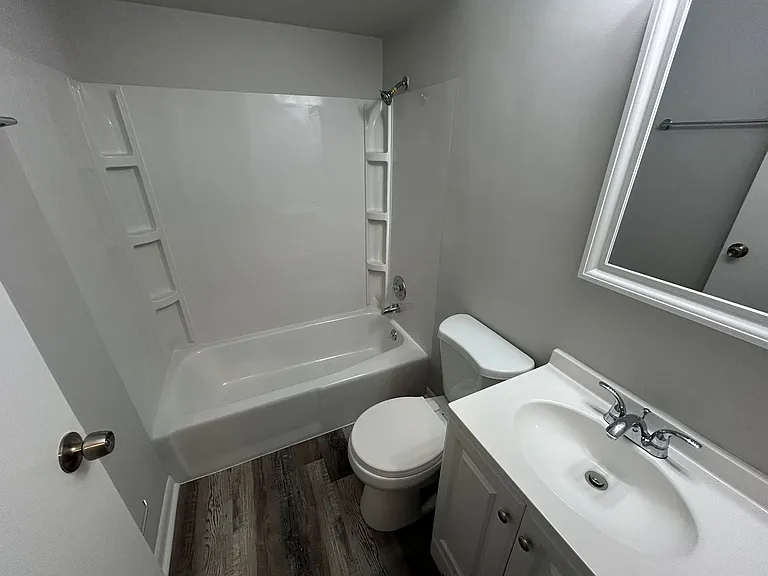 2040 S. 16th Avenue — Photo 3