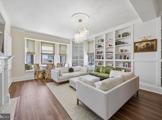 250 S 13th St APT 8E, Philadelphia, PA