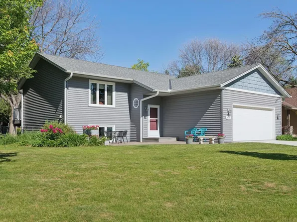 4275 Valley Forge Pl, Eagan, MN 55123