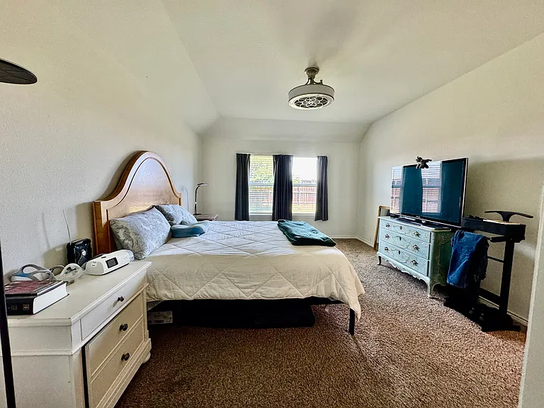 2369 Rosaline Dr — Photo 6