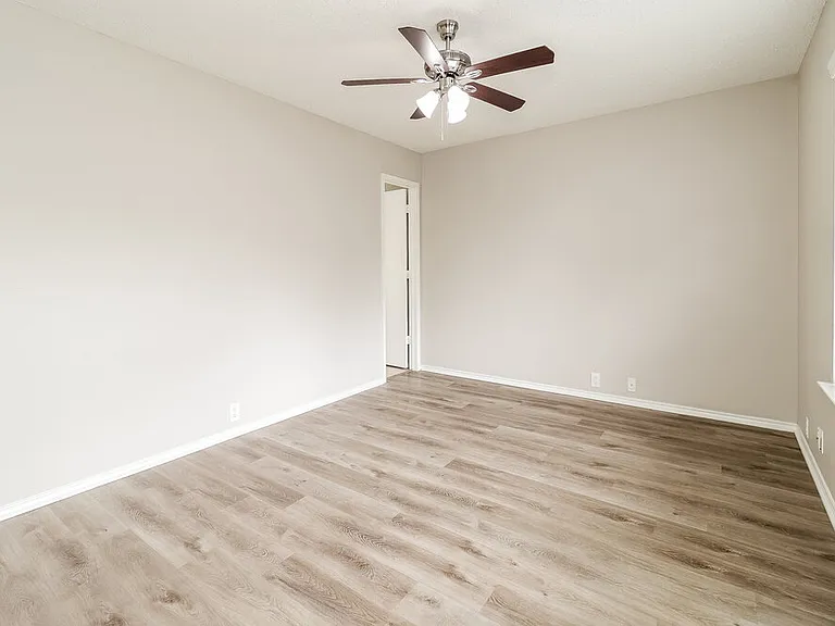 3317 Bentgate Ct — Photo 10
