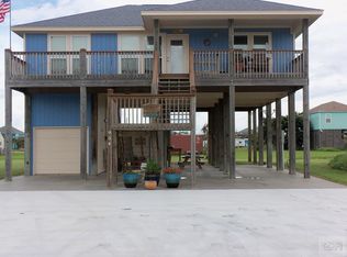 934 S Jacks Rd, Crystal Beach, TX 77650