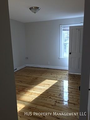 5th image of 14 Oakleigh Ave