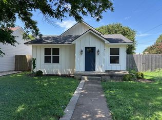 216 N Harrison St, Mc Gregor, TX 76657