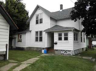 420 W Sarnia St, Winona, MN 55987