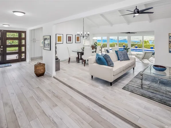315 Poipu Dr, Honolulu, HI 96825