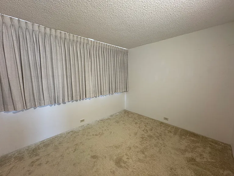 1212 Punahou St #1403 — Photo 6