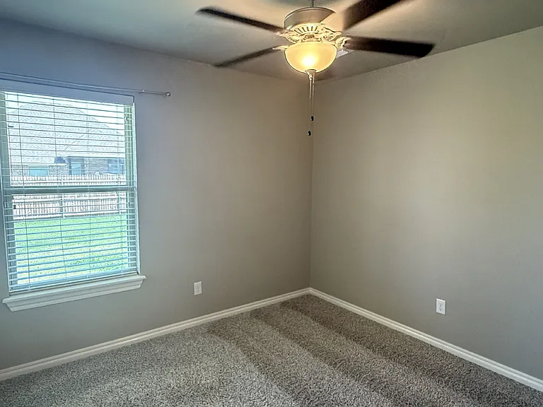 1613 Fulwider Ln — Photo 21