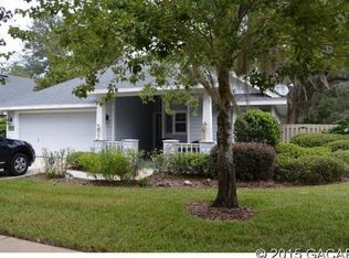 7407 SW 84th Dr, Gainesville, FL 32608