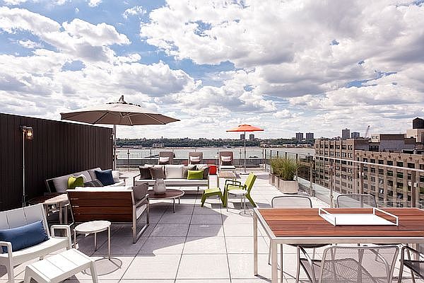 1st image of 550 W 54th St #1158