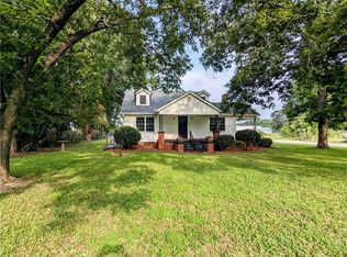 3027 S Main St, Anderson, SC 29624