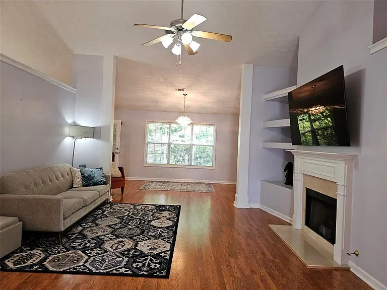 1620 Jami Hollow Way — Photo 14