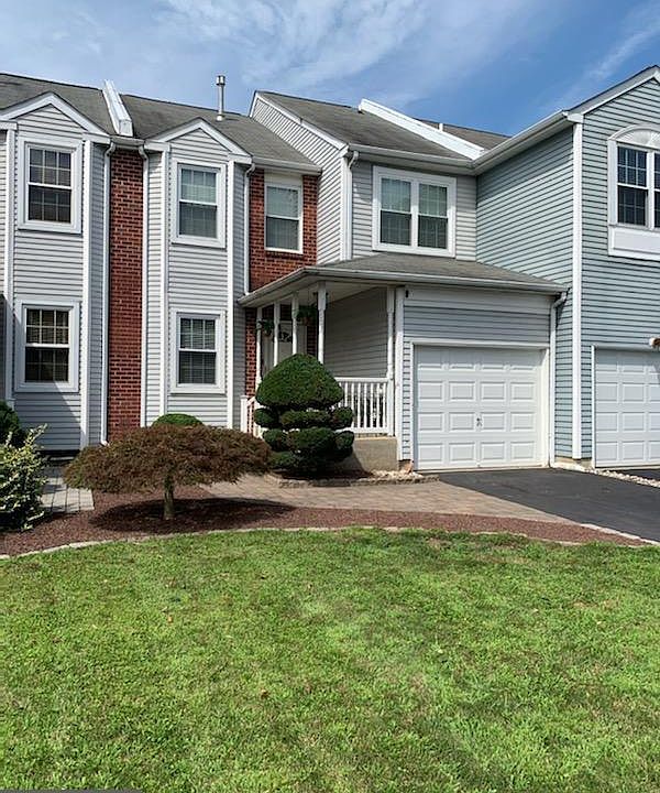 1st image of 95 Kirkwood Dr