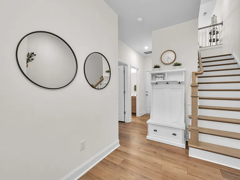 645 District Ct — Photo 13