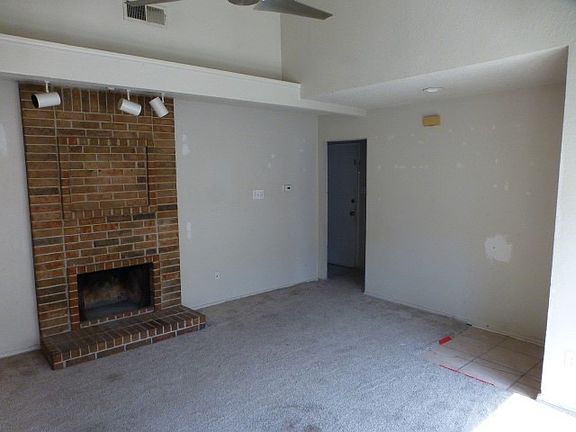 5th image of 10711 Tall Oak Dr