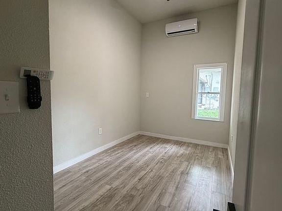 3rd image of 221 E 3rd St