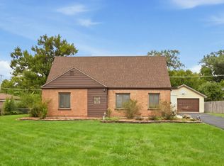 1700 Pratt St, Des Plaines, IL 60018