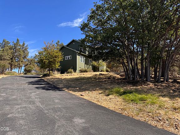 3rd image of 6519 Willet Way