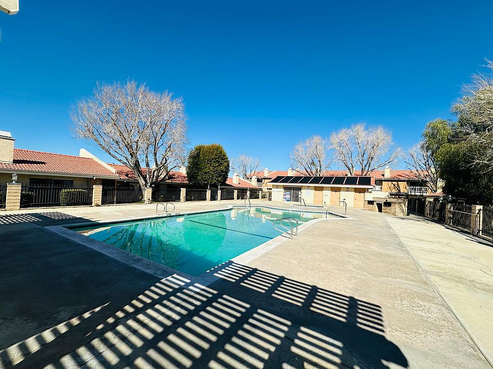 16465 Green Tree Blvd APT 10, Victorville, CA 92395 | Zillow