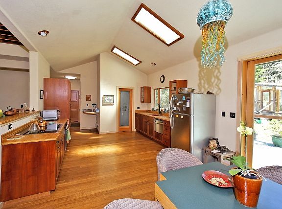 Dining / Kitchen