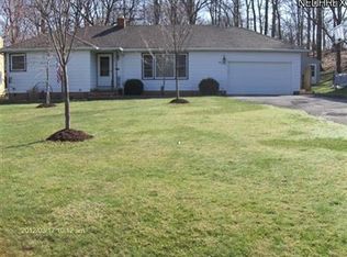 6381 W 54th St, Parma, OH 44134