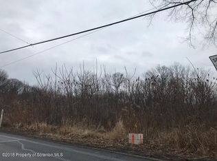 813 Newton Rd, Scranton, PA 18504