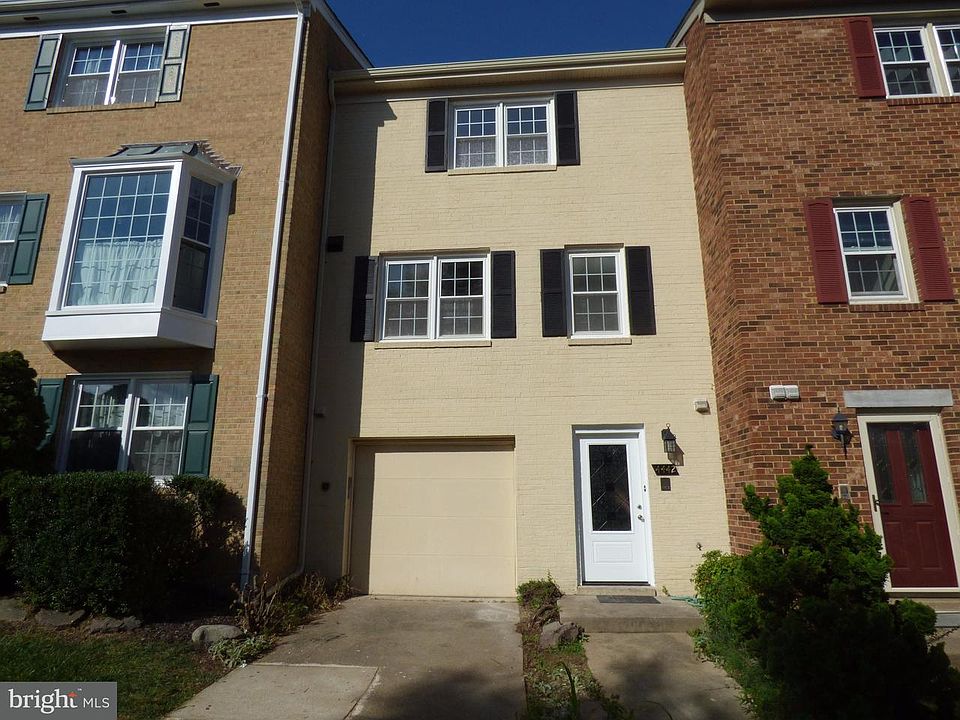 1st image of 4442 Airlie Way