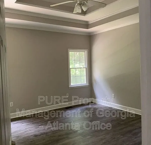 27 N Hampton Dr — Photo 15
