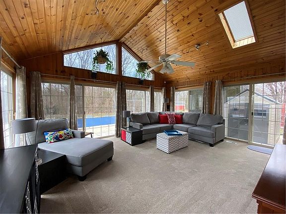 4th image of 4543 Tarragon Dr