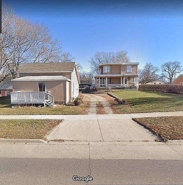 1st image of 120 5th Ave NW
