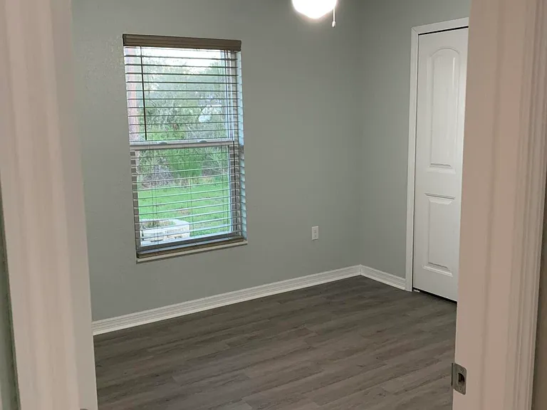 4501 Talbot St — Photo 17