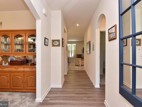 2nd image of 20219 Greythorne Ln