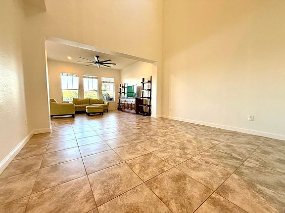 5th image of 855 Marina Del Ray Lane #2