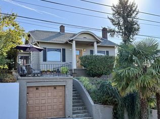 4216 NE 18th Ave, Portland, OR 97211