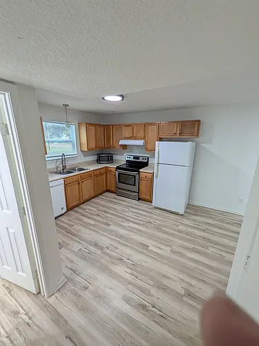3902 Overland Cir Photo 1
