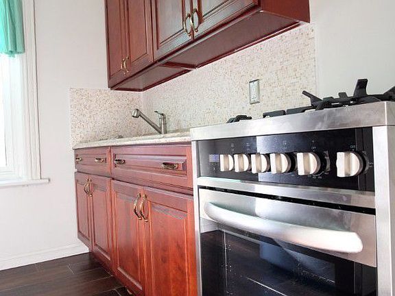 5th image of 14 Mount Morris Park W APT 5