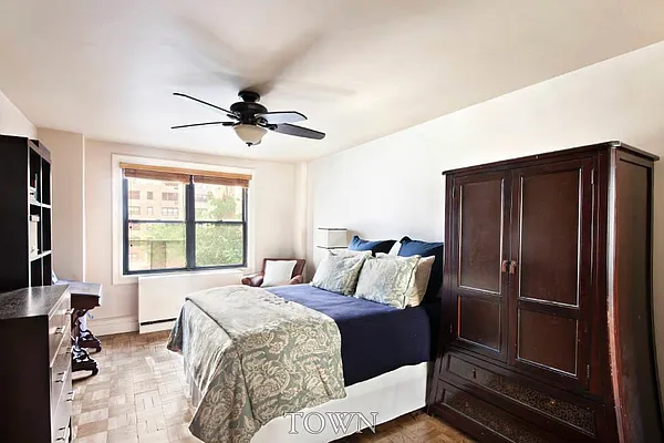Sold by Town Residential | media 15
