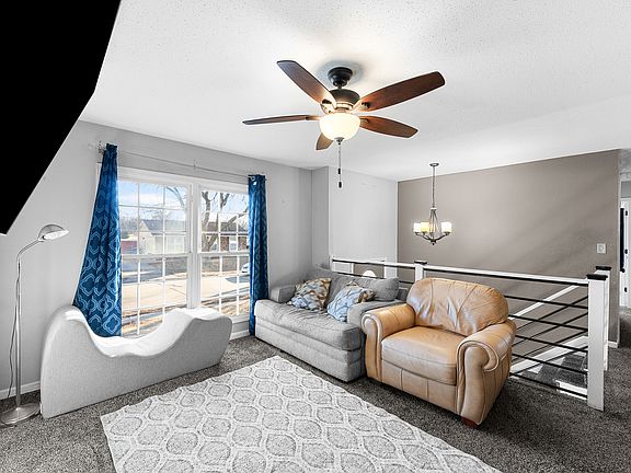 4th image of 3518 W Columbia Ave