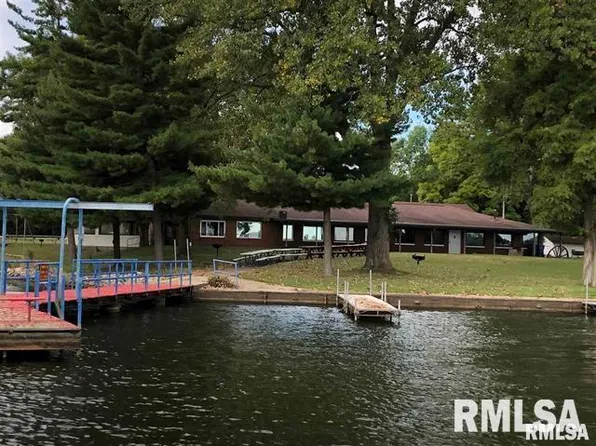 25 Club Area Ln, Springfield, IL 62712