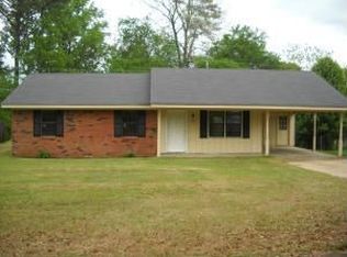 149 Academy St, Caledonia, MS 39740