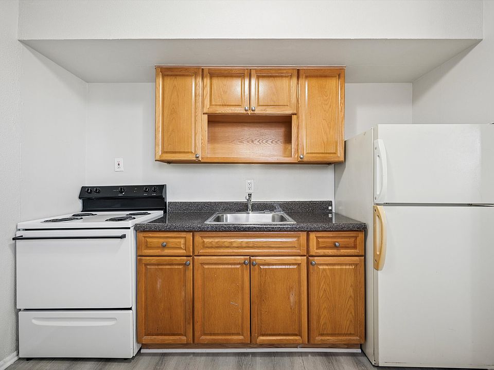 1st image of 1302 W Albanus St #A21