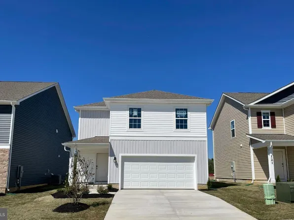 126 Charing Cross Dr, Stephens City, VA 22655